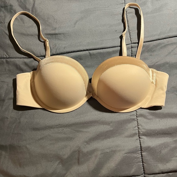 Maidenform Other - NWOT Maidenform Cream Padded Convertible Bra